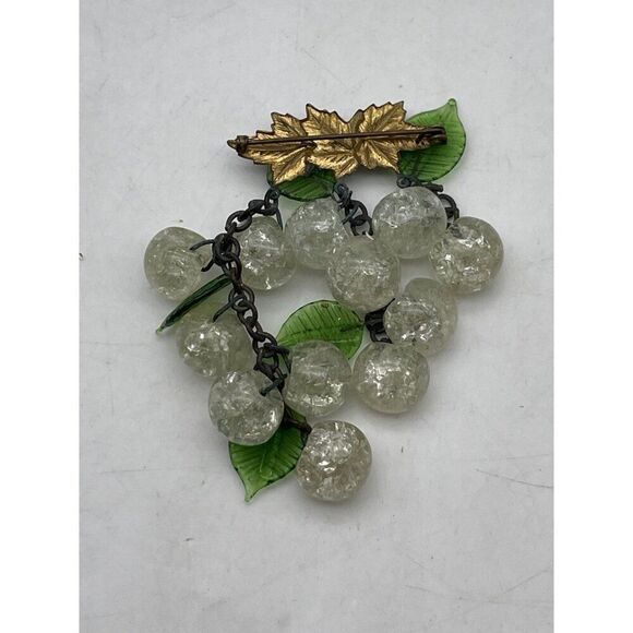 Vintage Glass Grapes Cluster Brooch Pin Statement Jewelry - Picture 5 of 8